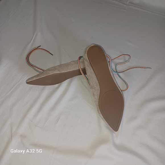 STEVE MADDEN EMILIE TAN SUEDE LEATHER POINTED TOE LACE UP FLATS SIZE 7.5 - Picture 5 of 7